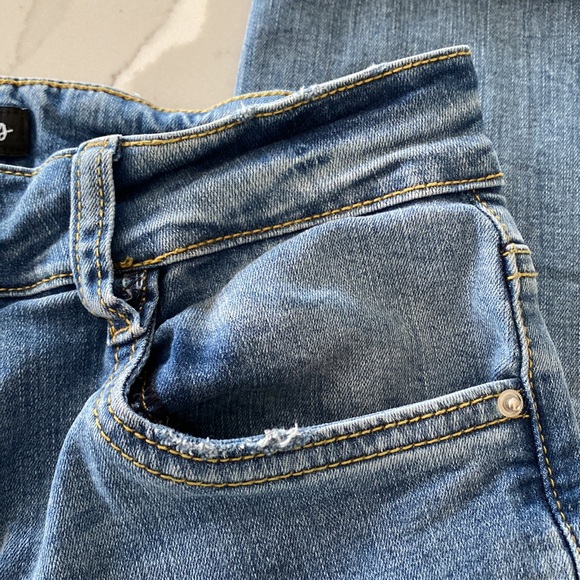 Suko High-Rise, 5 Pocket, Cuffed, Crop Jeans - Picture 9 of 11